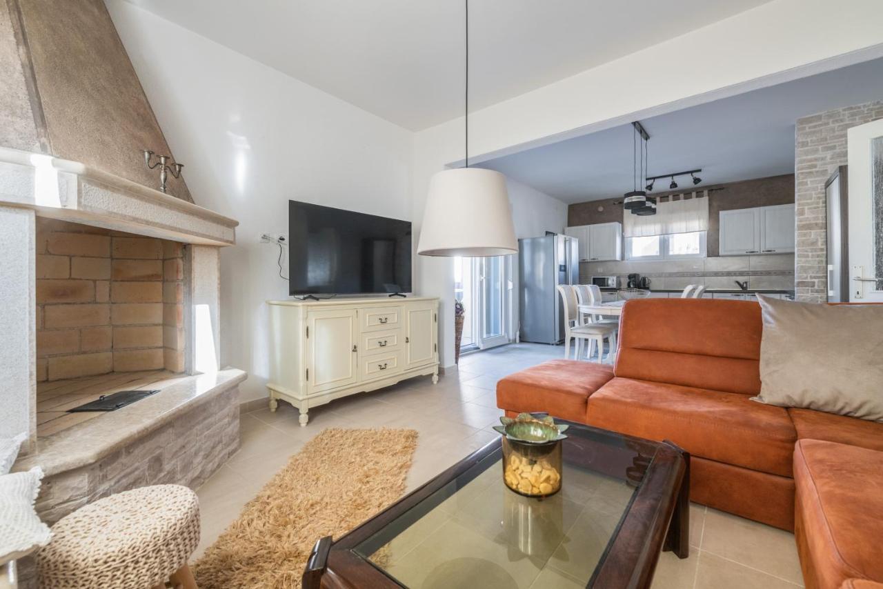 Villa Daniel Πούλα Εξωτερικό φωτογραφία